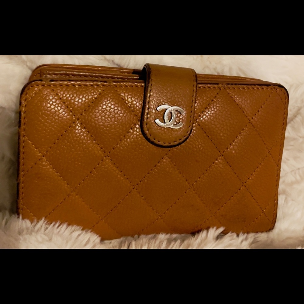 Chanel Quilted L-Zip Wallet-Silver Hardware
